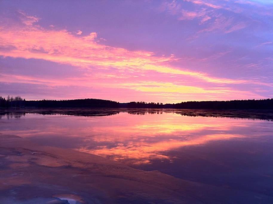 Historic Lakeside Villa - Ski, Boat, Relax In Nature Sunnansjo  외부 사진